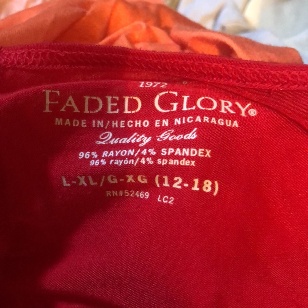 Red Blouse - Picture 4 of 4